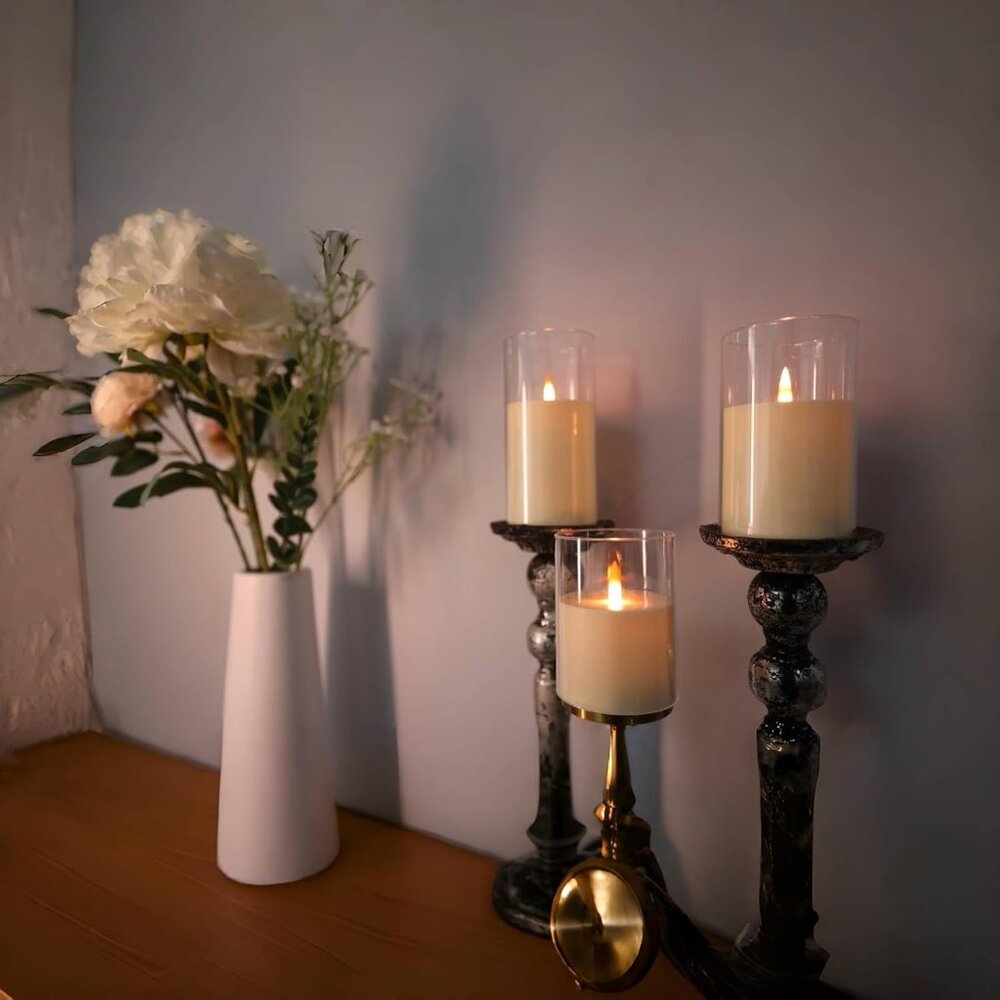 NIB set of 3 Flickering Flameless Candles with Remote and Timer